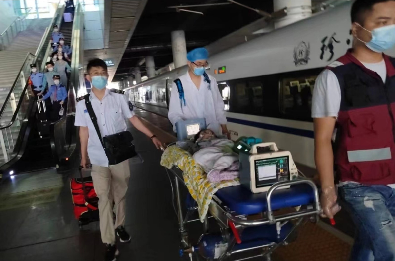 伽师县高铁转运公司